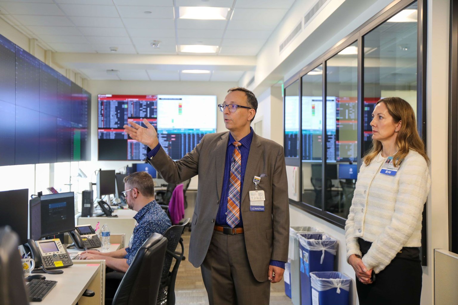 ‘Mission control’ center seeks to get Oregonians hospital care quicker Cover Image